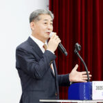 인천시의회 정해권 의장, 자원봉사자의 날 기념식서 봉사자들 격려